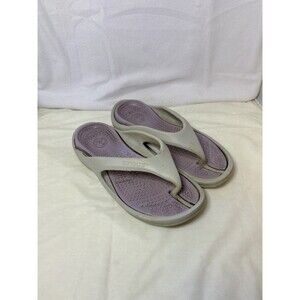 CROCS Flip Flop Thong Comfort Sandals Women’s Size 9 lavender white